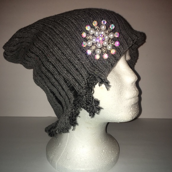 BROOCH BUNDLE OF 4 - Picture 5 of 6